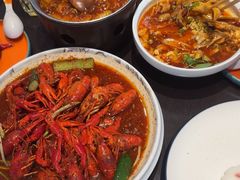 -川流不息·地道川菜·小龙虾(松东路店)