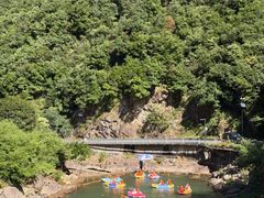 -安吉龙王山峡谷漂流