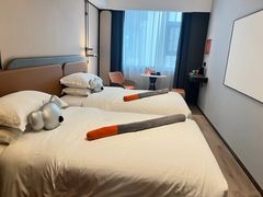 -朵兰达V酒店(成都春熙路太古里国金中心店)