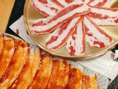 -臻牛烤肉