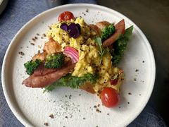 -HIGH FIVE哈福手工汉堡(桂林路店)