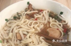 Fried Tofu and Pork with Rice Noodles