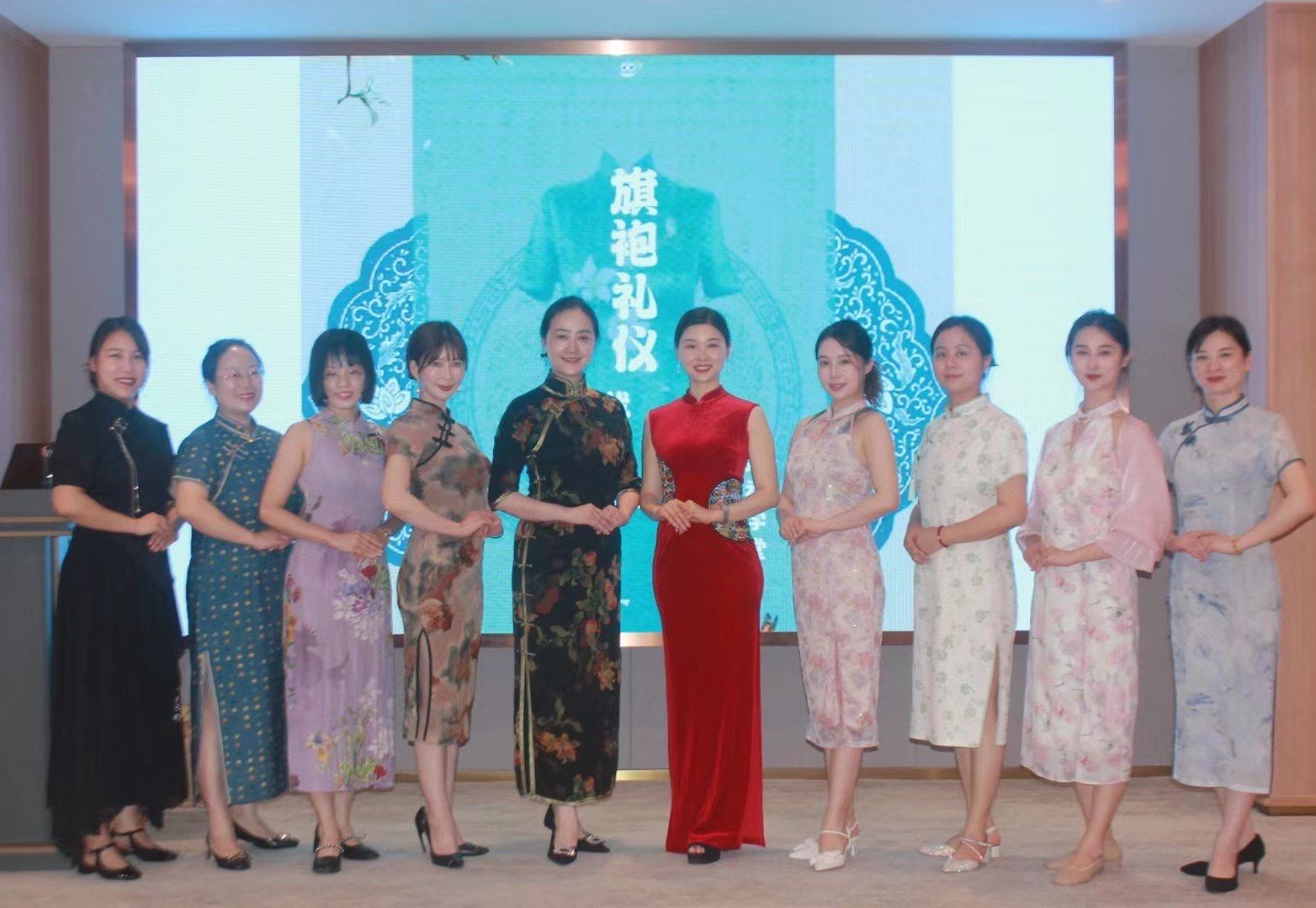 旗袍风华,"三八"女神节形体礼仪沙龙