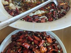 -严记小天府酸菜鱼(西四路店)