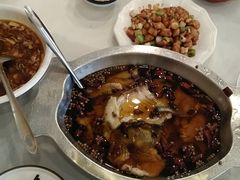 -鑫巴蜀小镇 · 水煮鱼专研店(玉桥店)
