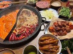 -萍姐火锅·公路夜市(武汉首店)