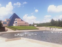 -上海市龙华烈士陵园