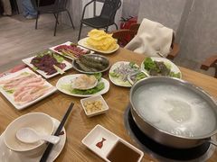 -吉友粥底火锅(方斜路店)