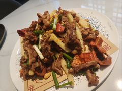 -乔家小院•非遗驴肉•本地小海鲜(滨河路店)