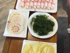 -小牛叔鲜切牛肉·火锅·烤肉自助(公济桥路店)