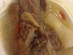 -黄山阿拉酒店(黄山风景区换乘中心店)