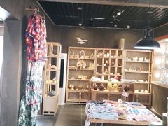 大堂-三亚火车头万人海鲜广场