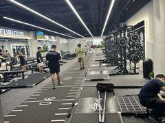 -TMG潮流健身(奥体莲荷里店)