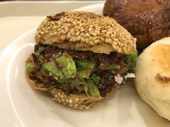 芝麻烧饼-护国寺小吃(安定门店)
