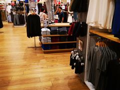 -优衣库(重庆万象城店)