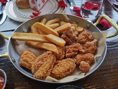 小吃拼盘-九月里.自由花园餐厅