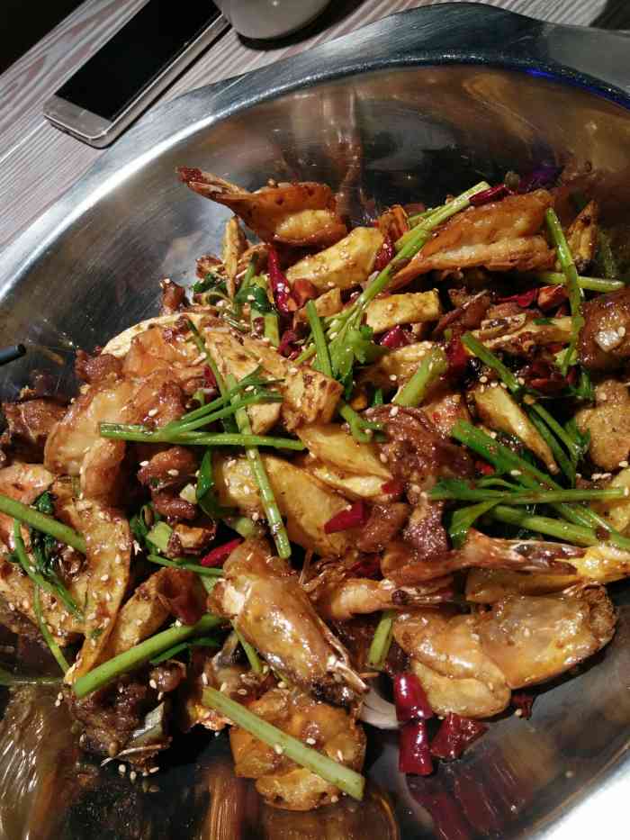 鸡公虾哺(二七广场店)-"本来准备去吃藤麻麻椒麻鸡,然后又是排队,.