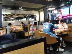 大堂-山城外·非遗酸菜鱼(蜀都万达店)