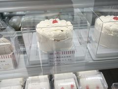 -红宝石·鲜奶小方·海派西点房(南翔店)