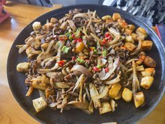 -老周炒拨拉(甘州总店)