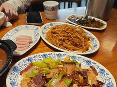 -老天桥酱肉烧饼夹肘子(天桥店)