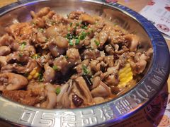 特色牛蛙煲-赖胖子肉蟹煲(金牛万达店)