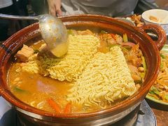 -凤兴鸡煲(宝安海雅店)