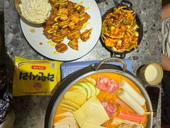 -七星布车休闲料理店