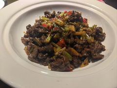 -魏铭鱼头捞饭(晋阳路店)