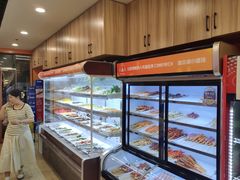 -哈尔滨小酒馆·鲜肉现穿自助烧烤(康新花园店)