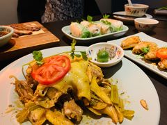 越式盐焗麻油鸡-大头虾越式风味餐厅(光明广场店)