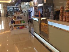 -UME影城(4DX情侣金牛店)