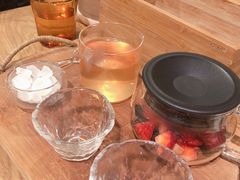 乌梅水果茶-柴务处·柴犬主题狗咖