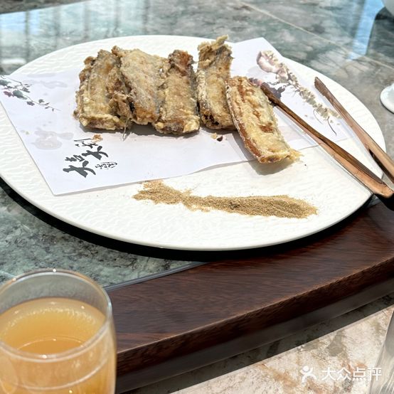 鸿月楼四季鲁菜(闻鹊佳苑店)