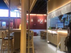 -八二小区抄手(龙湖上城天街店)