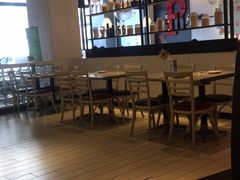 大堂-必胜客(东莞地王店)