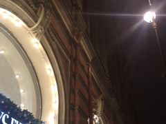 -滴血救世主教堂