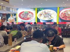 -川流不息·地道川菜·小龙虾(松东路店)