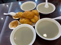 -聚德华天护国寺小吃(甜水园店)