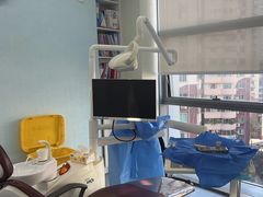 -极光口腔·矫正种植修复(锦江店)