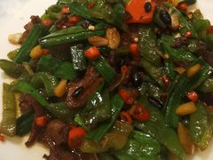 -松沪名灶·豆浆鱼头·新上海菜(飞航吾悦广场店)