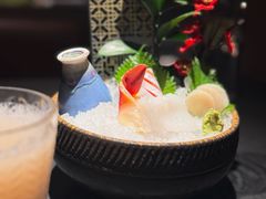 -蟹犇前•帝王蟹雪蟹(陆家嘴店)