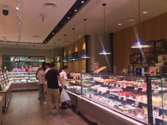 自助取餐区-巴黎贝甜(大宁国际商业广场店)