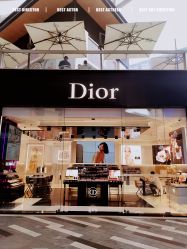 -Dior