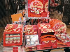 -VENCHI 闻绮(上海佛罗伦萨小镇店)