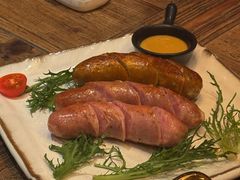 -SISTERS BAR RESTAURANT川意酒馆(嘉善老市H楼店)