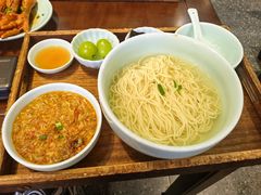 -蟹上黄·蟹黄面·江南糖水(人民广场店)