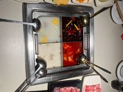 -海底捞火锅鲜切牛肉主题店(长寿路店)