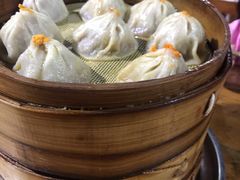 蟹粉小笼包-忆秦园小笼包(惠山古镇总店)