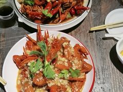 -老街烧烤大排档·地道湖北菜·龙虾馆(汉口火车站店)